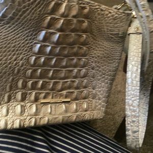 Brahmin bag gorgeous looks new hardly worn